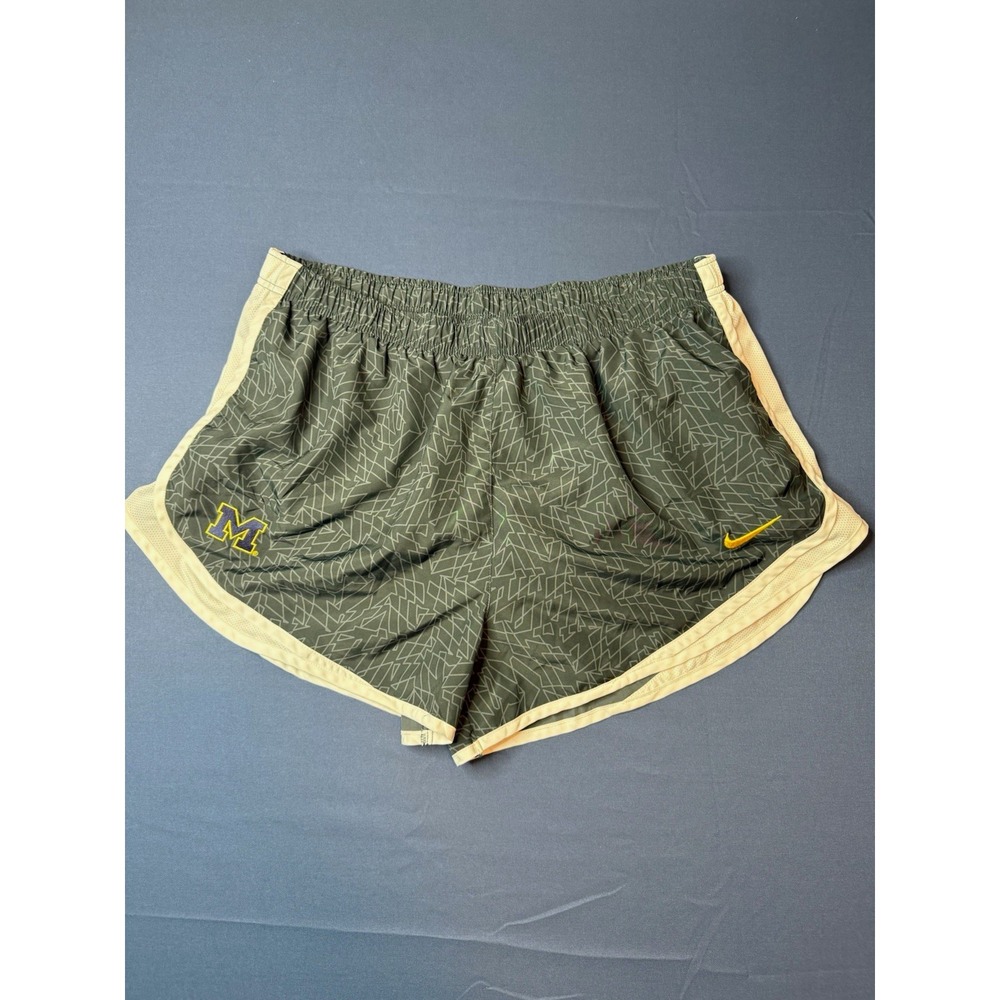 Nike Dri-FIT Michigan Wolverines Athletic Shorts Womens XXL Gray White